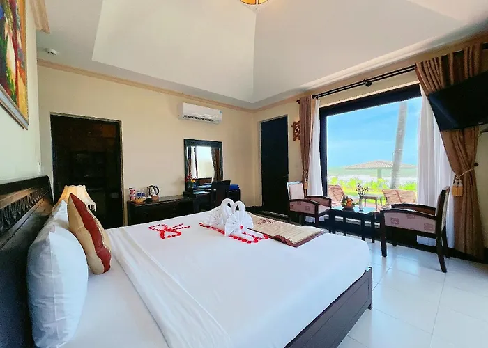 Champa & Khu nghỉ mát 4*